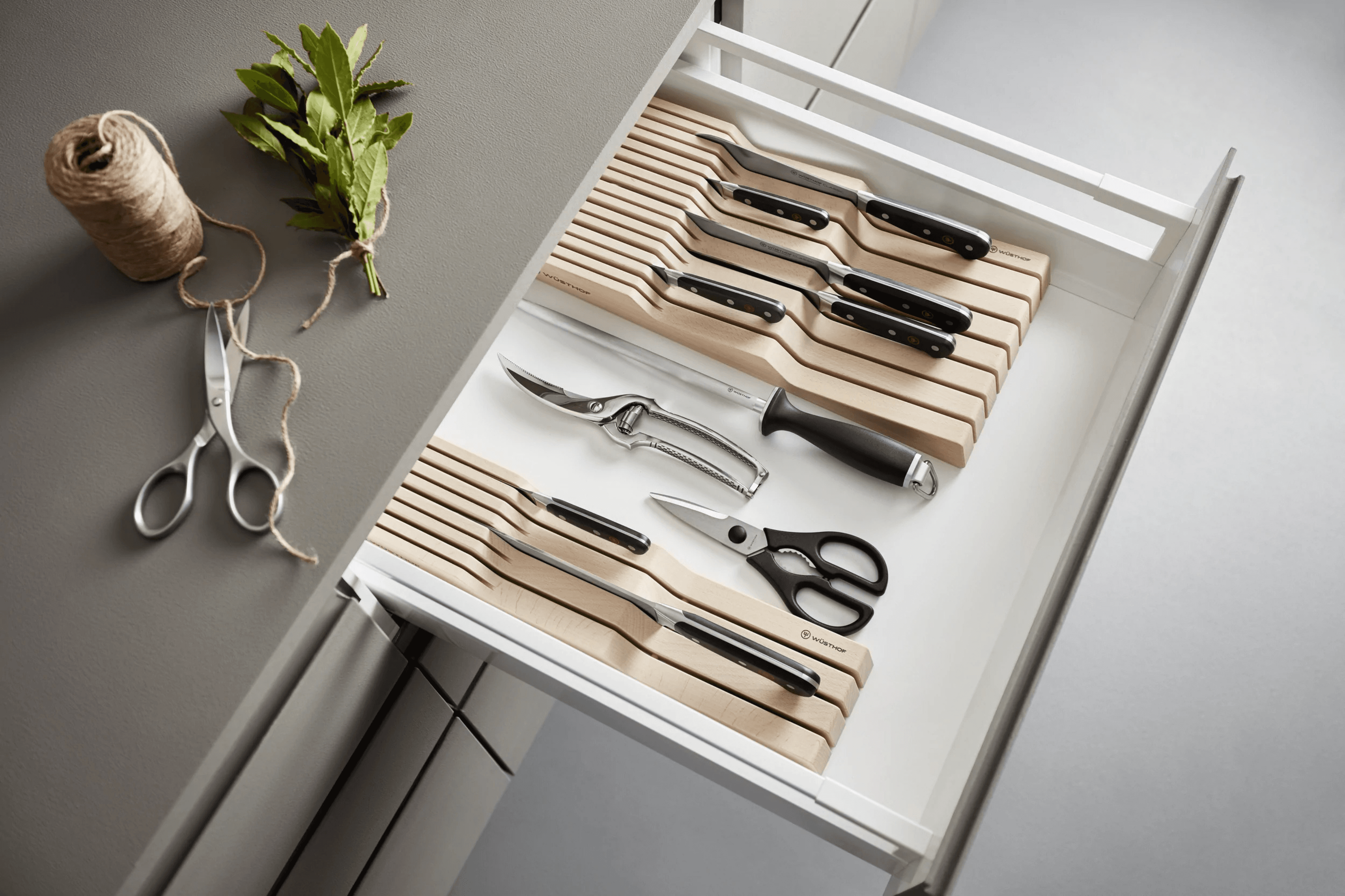 Knife Storage